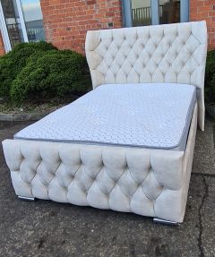 Oxford Wingback Conniston Almond