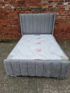 Zaragoza Chenille Small Double Bed 4ft - Naples Silver