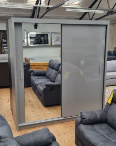 Luxxe Sliding Wardrobe 2.03m - Grey Gloss