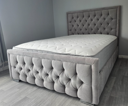 Vienna Fabric Bed - Naples Seal Grey